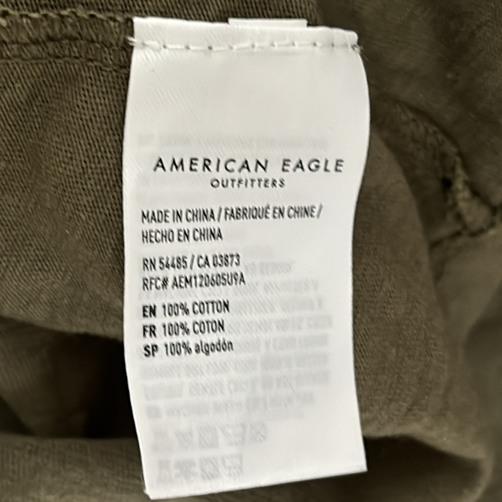 NWT American Eagle Faux Button Crop Top - Picture 6 of 7